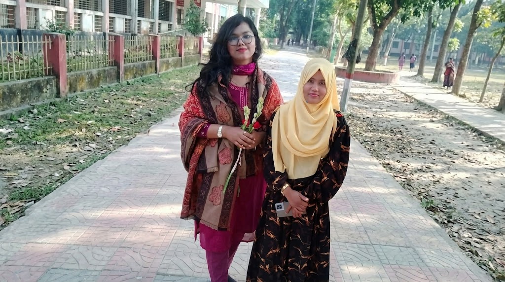 লালমনিরহাটে মনমীর দেখা মুক্তার সঙ্গে 