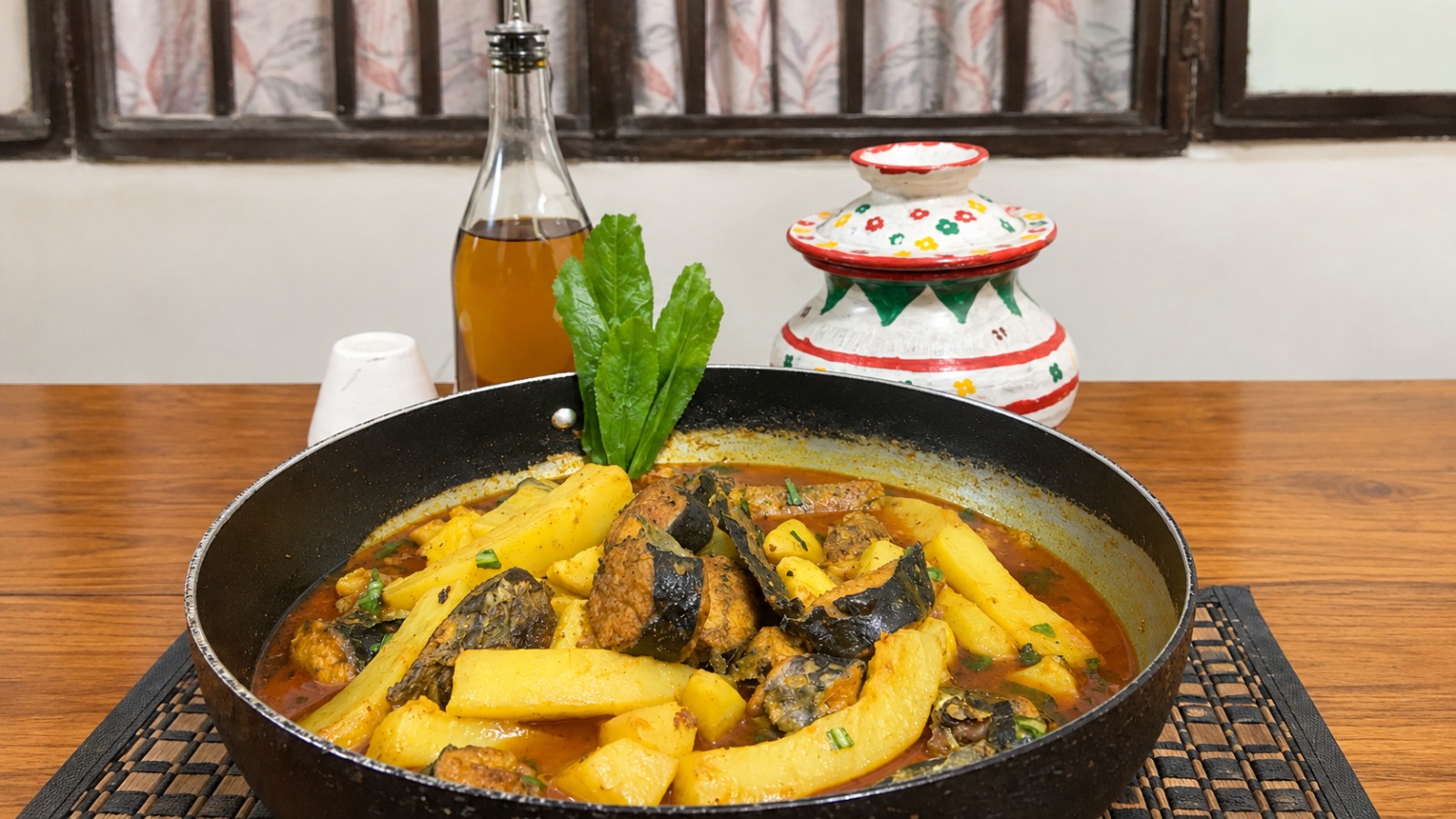 আলু পেঁপে দিয়ে মাগুর মাছের ঝোল