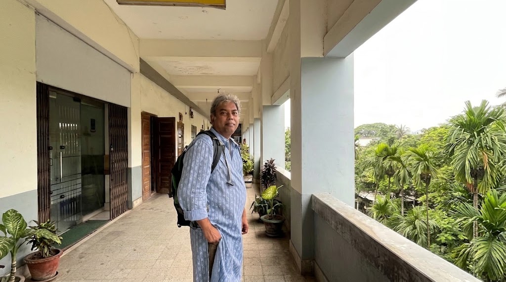 বাংলাদেশের ব্যাপারে আমার একটা নাড়ির টান রয়েছে: অনিরুদ্ধ মিত্র  